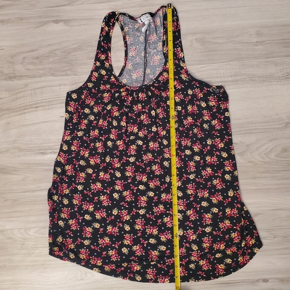Libian women's floral tank top size - Picture 5 of 6